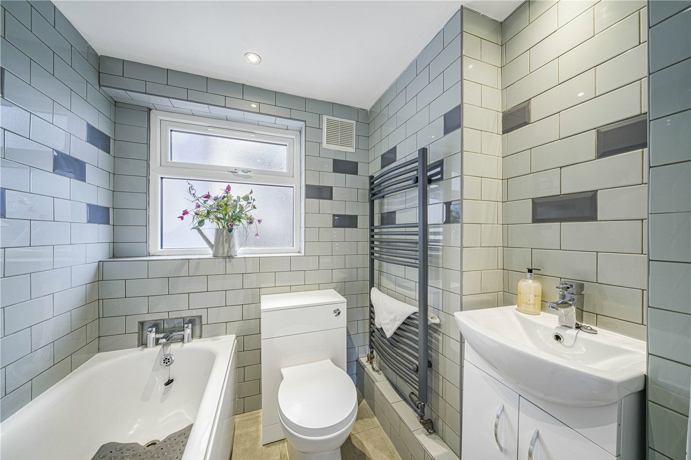 2 bedroom house for sale in South Welling | Robinson Jackson