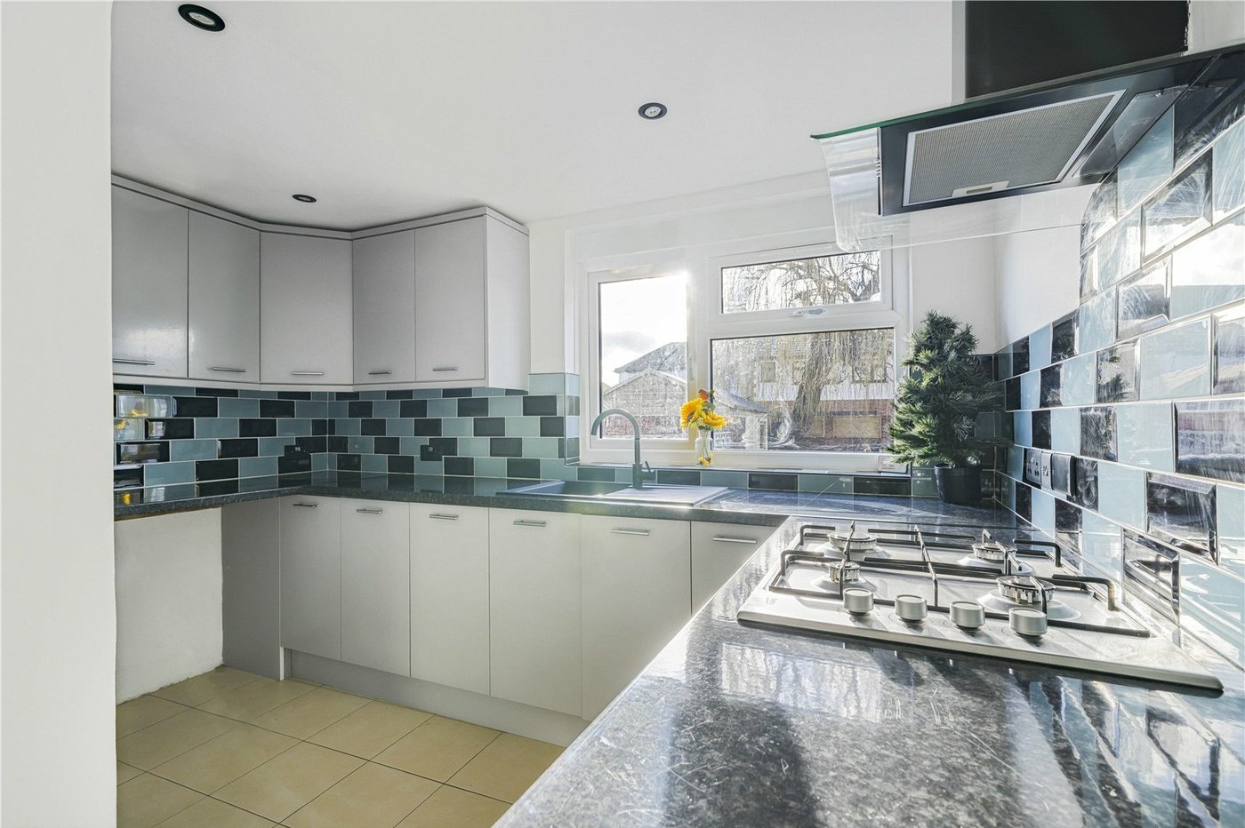 2 bedroom house for sale in South Welling | Robinson Jackson