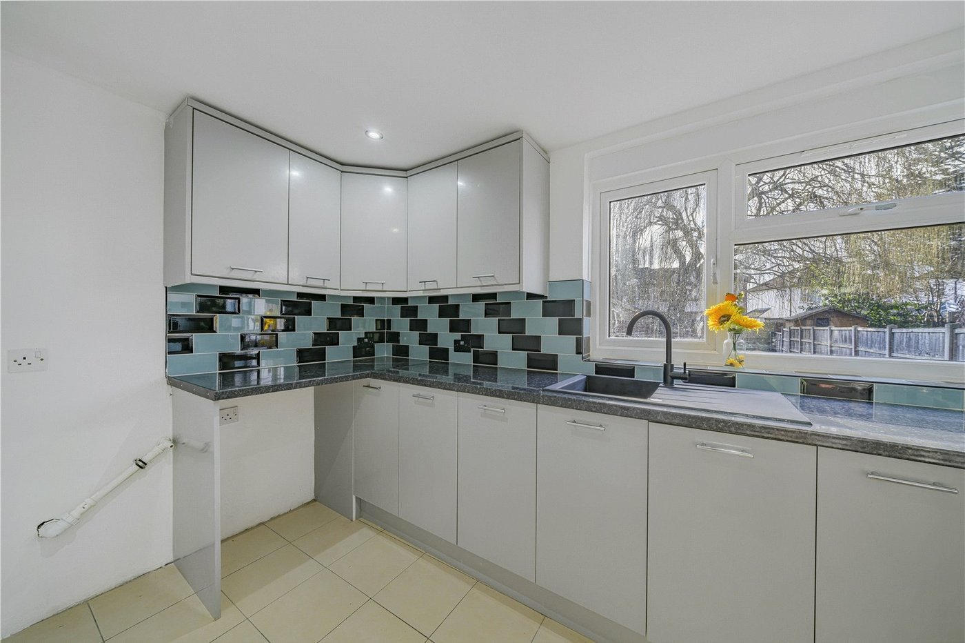 2 bedroom house for sale in South Welling | Robinson Jackson