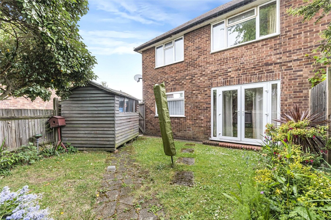 2 bedroom property for sale in South Welling | Robinson Jackson