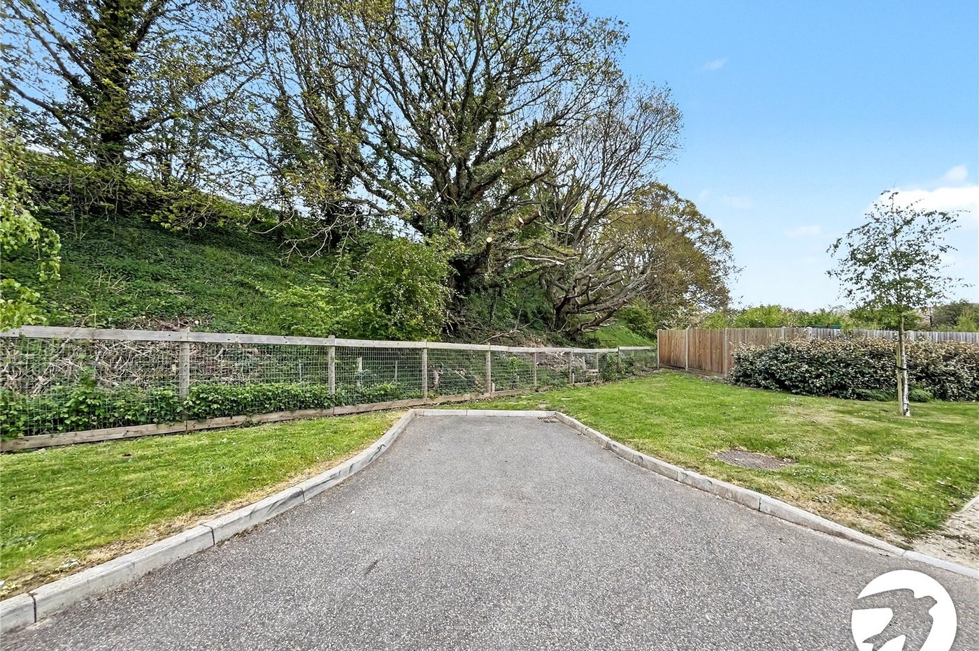 4 bedroom property for sale in Newington | Robinson Michael & Jackson