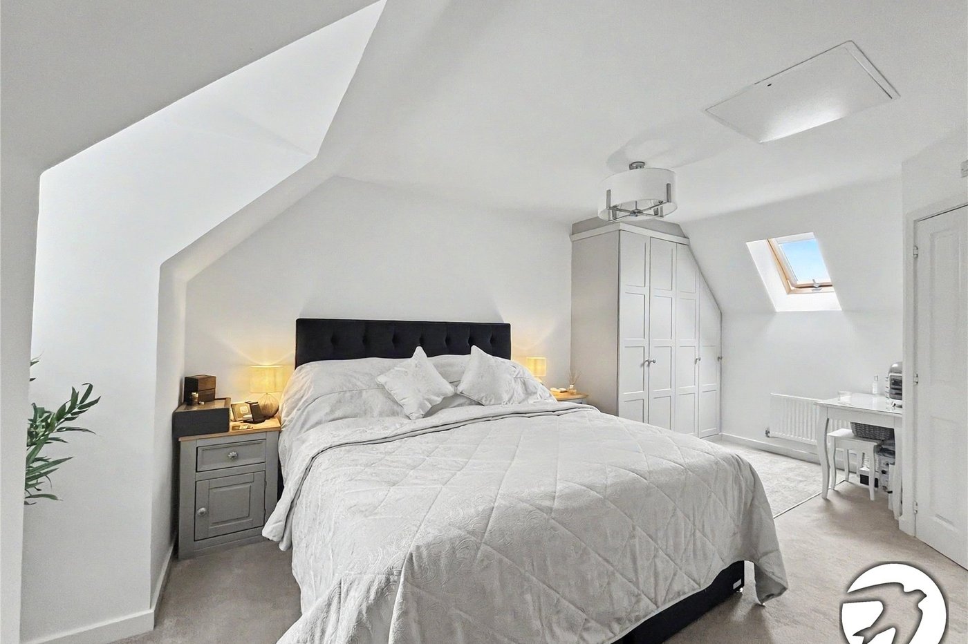 4 bedroom property for sale in Newington | Robinson Michael & Jackson