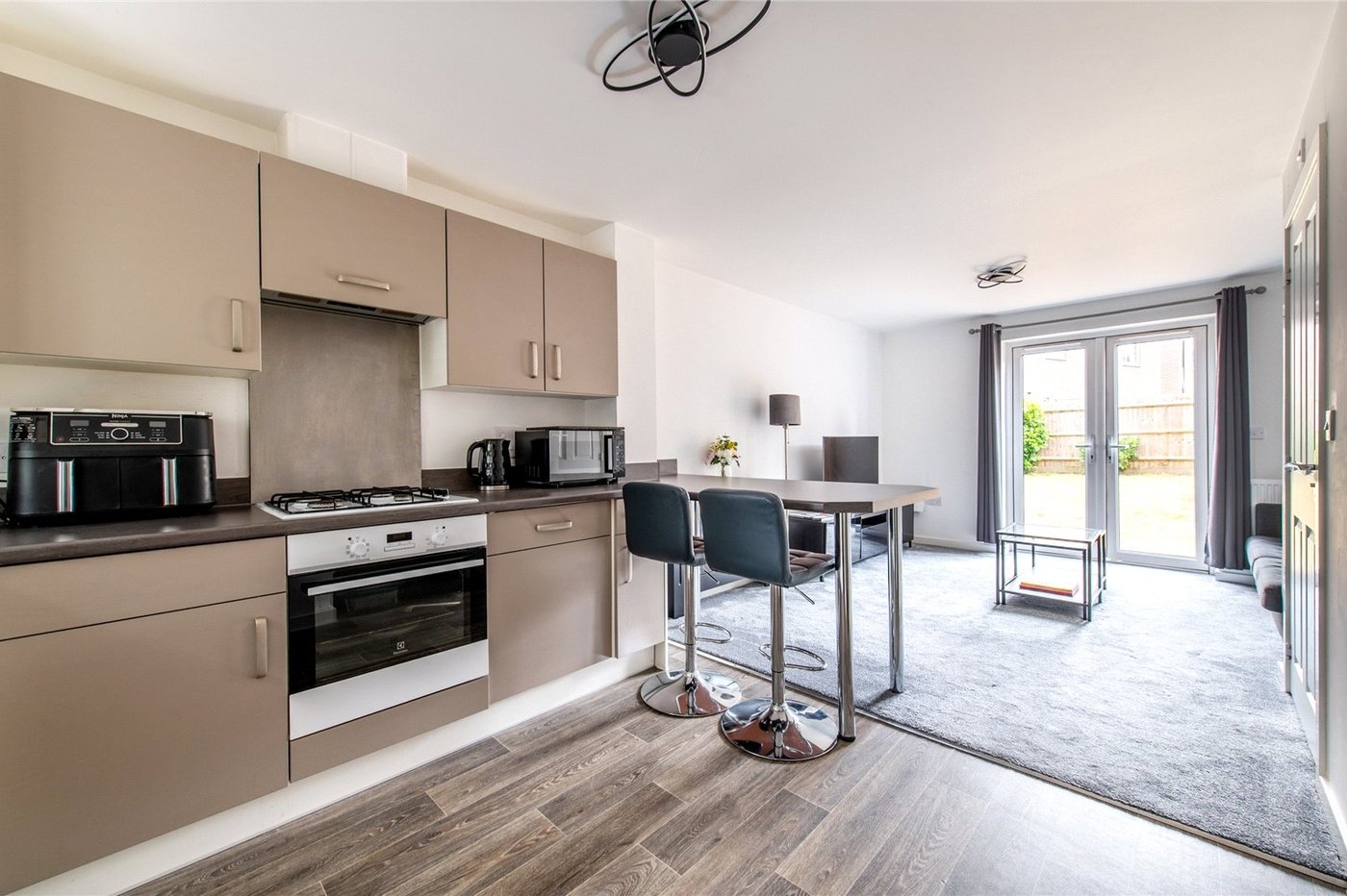 2 bedroom house for sale in Newington | Robinson Michael & Jackson