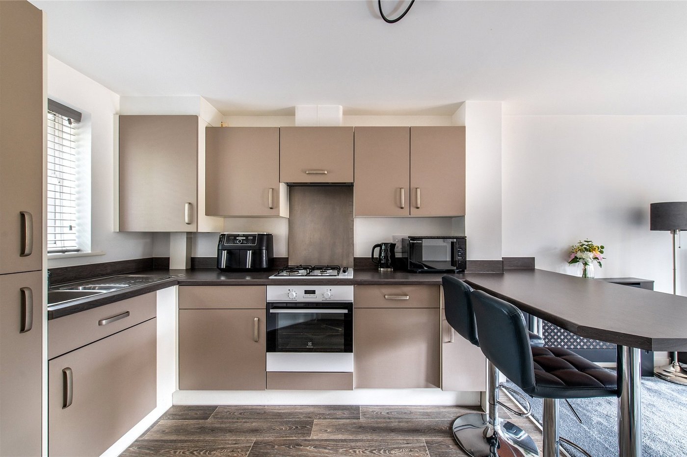 2 bedroom house for sale in Newington | Robinson Michael & Jackson