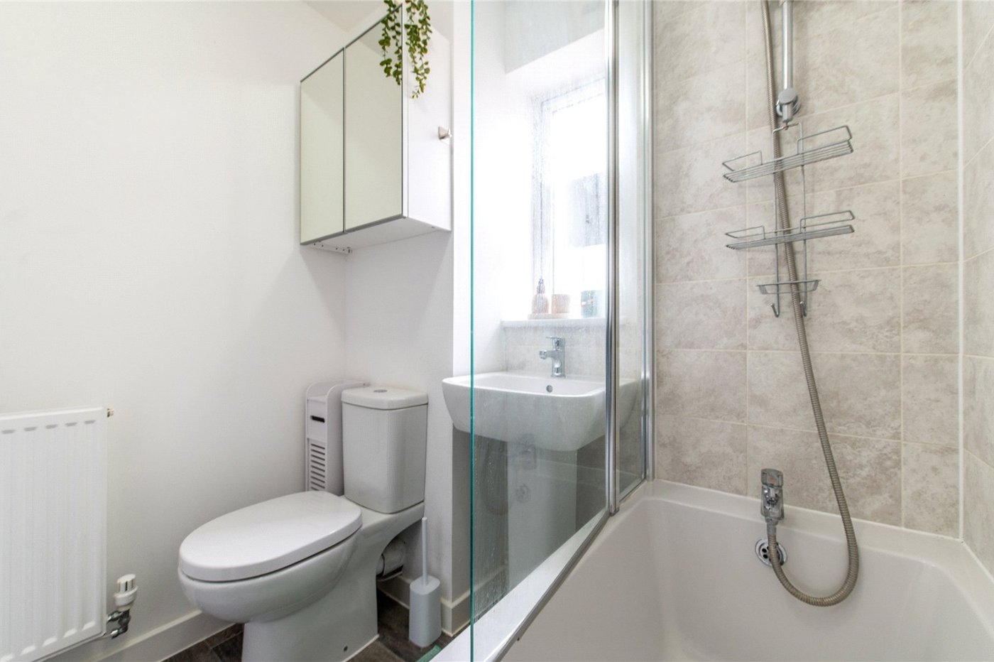 2 bedroom house for sale in Newington | Robinson Michael & Jackson