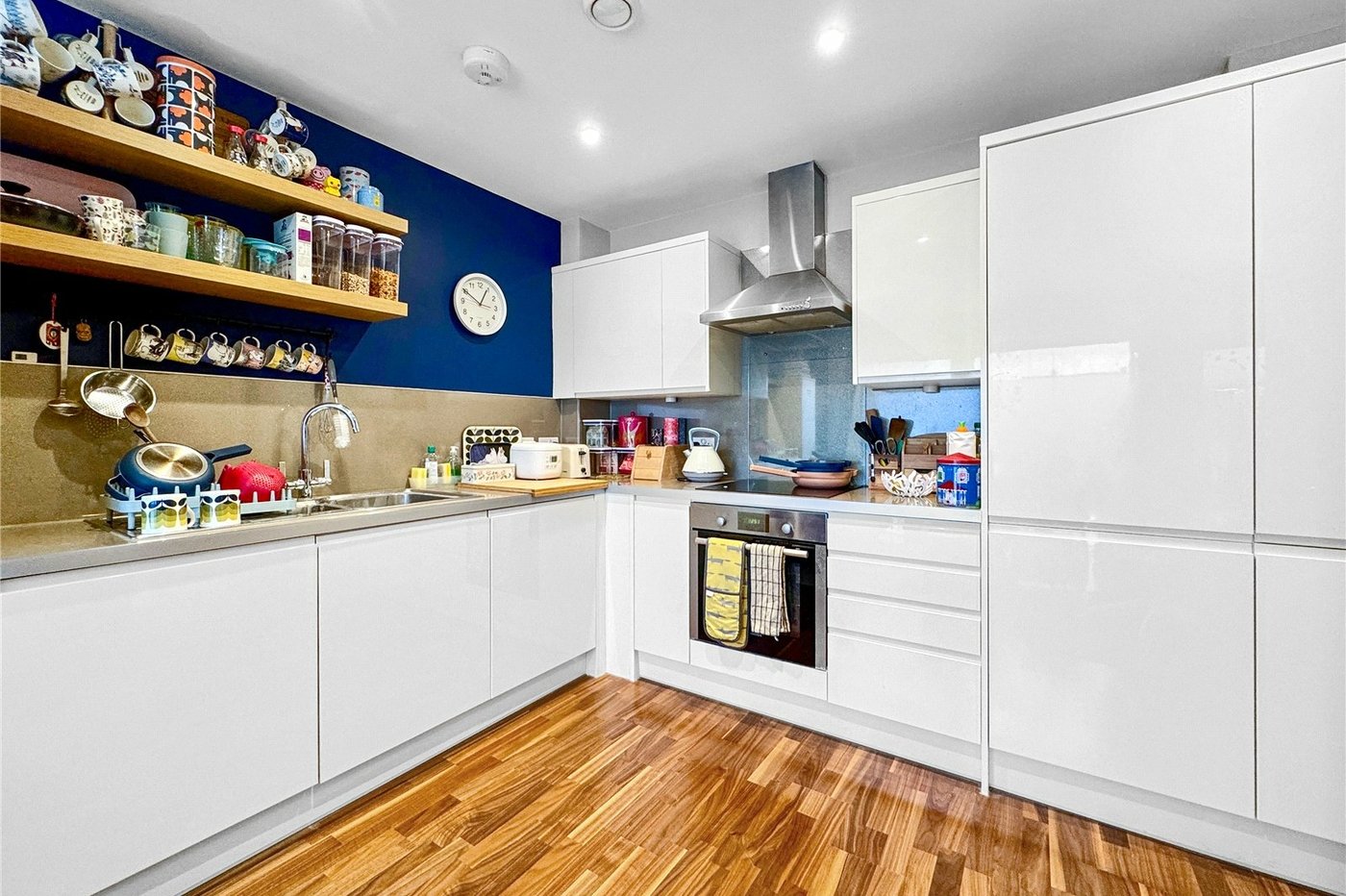 1 bedroom property for sale in  | Robinson Jackson