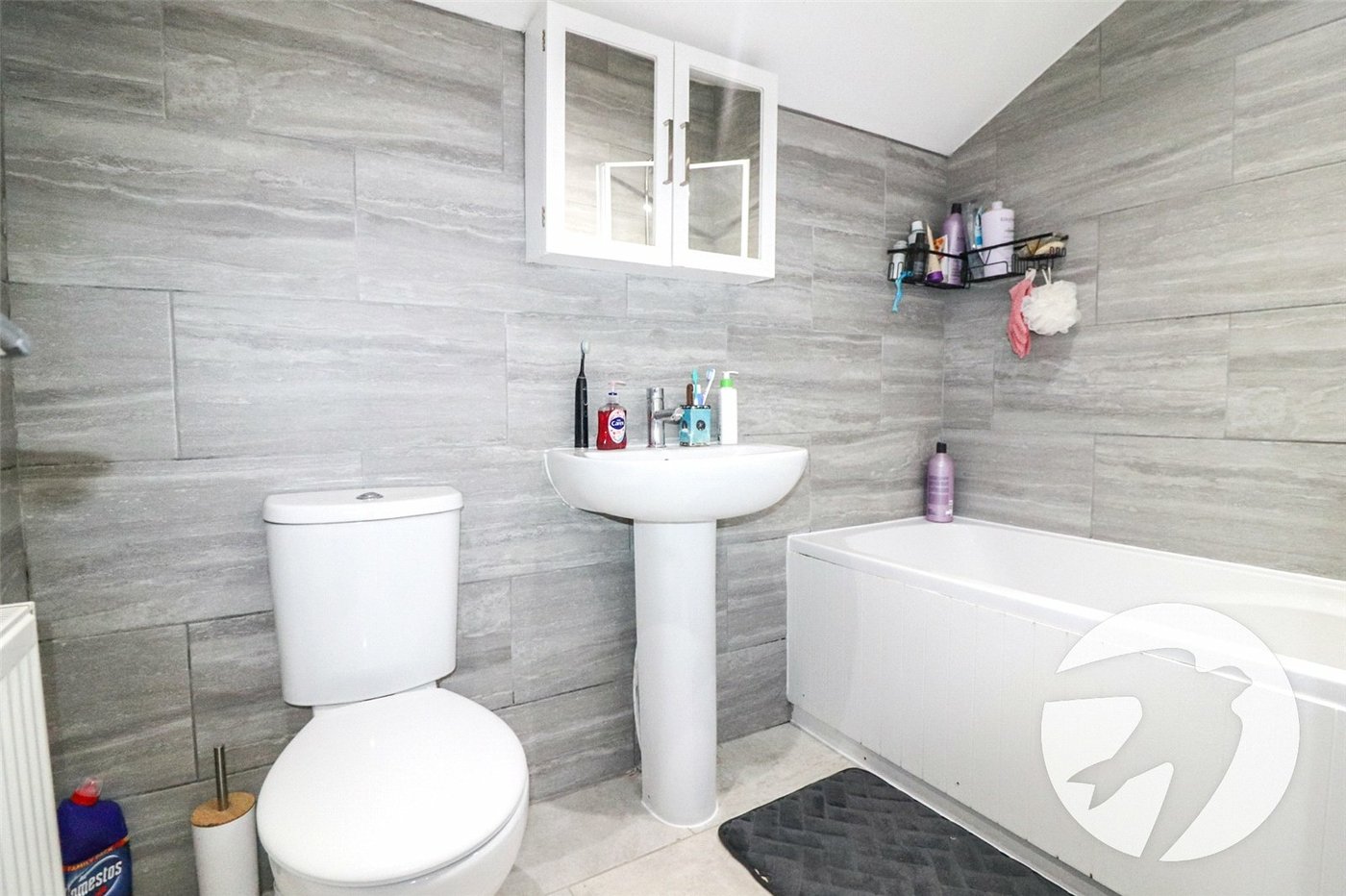 3 bedroom house for sale in Northumberland Heath | Robinson Jackson