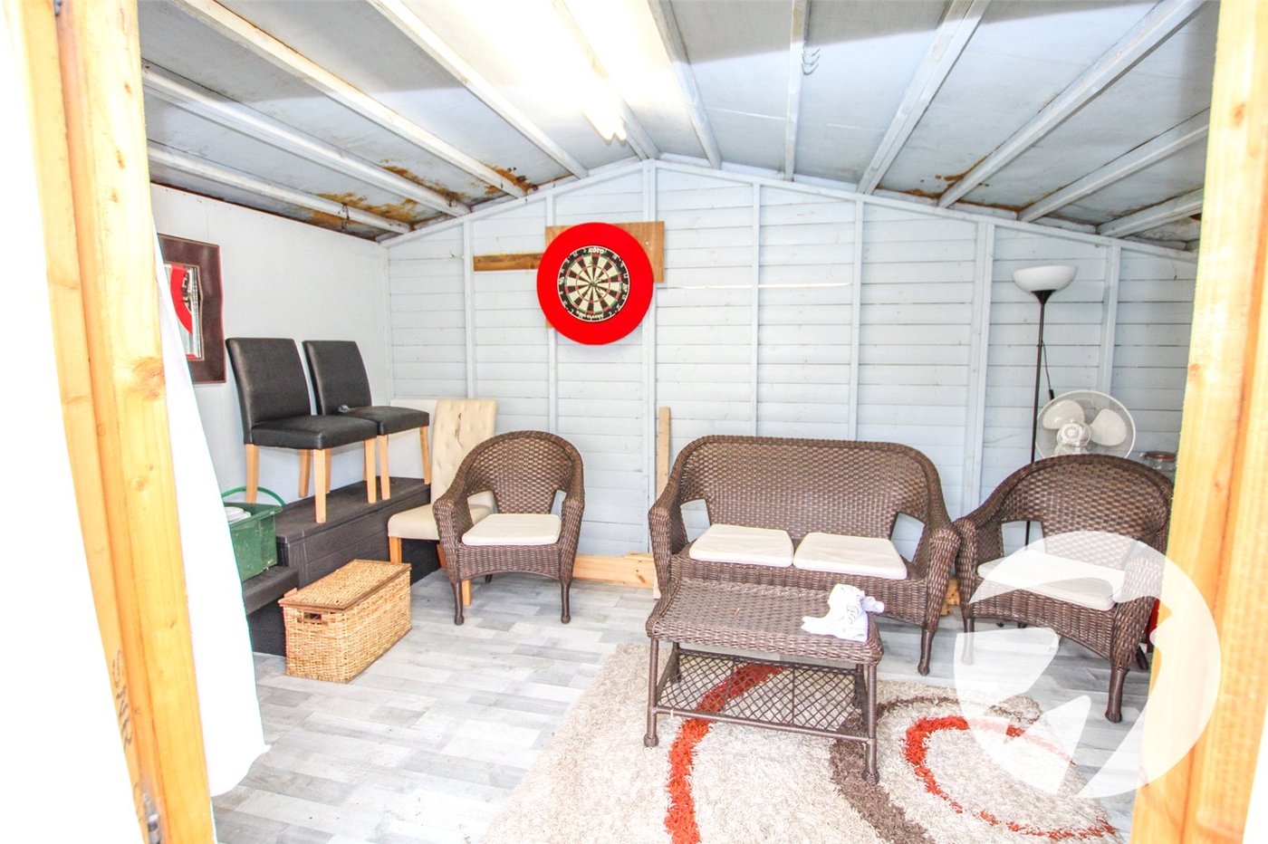 3 bedroom house for sale in London | Robinson Jackson