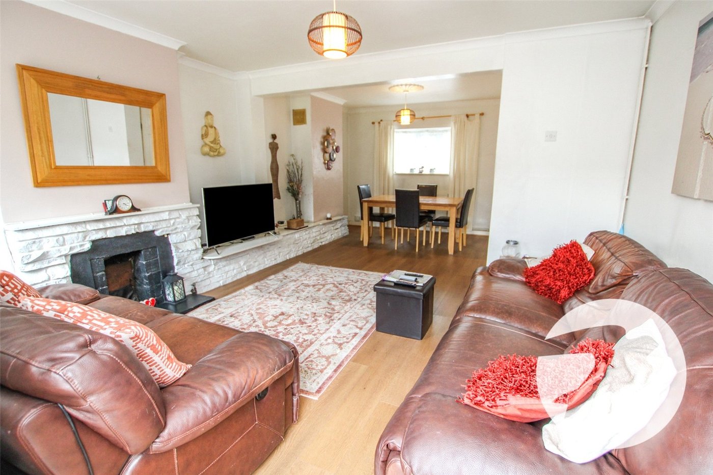 3 bedroom house for sale in London | Robinson Jackson