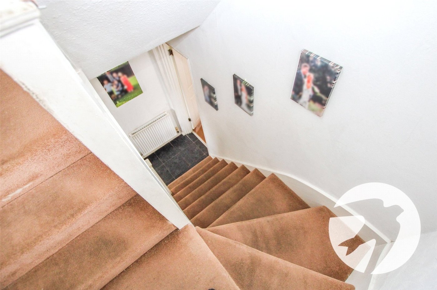 3 bedroom house for sale in London | Robinson Jackson