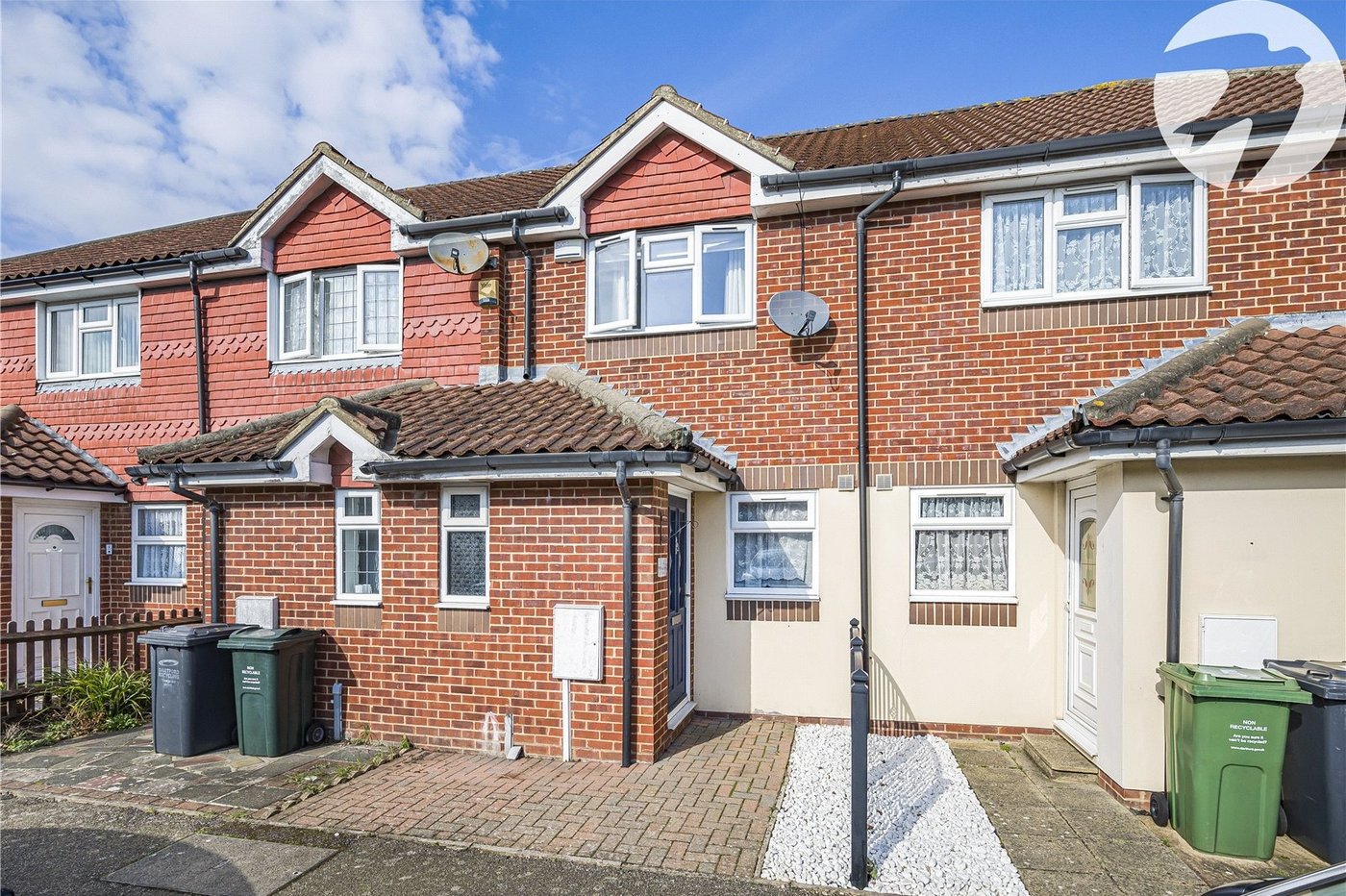 2 bedroom house for sale in Dartford | Robinson Jackson