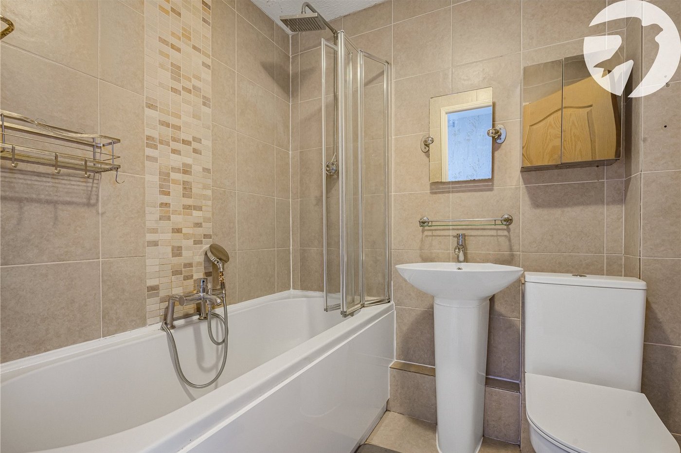 2 bedroom house for sale in Dartford | Robinson Jackson