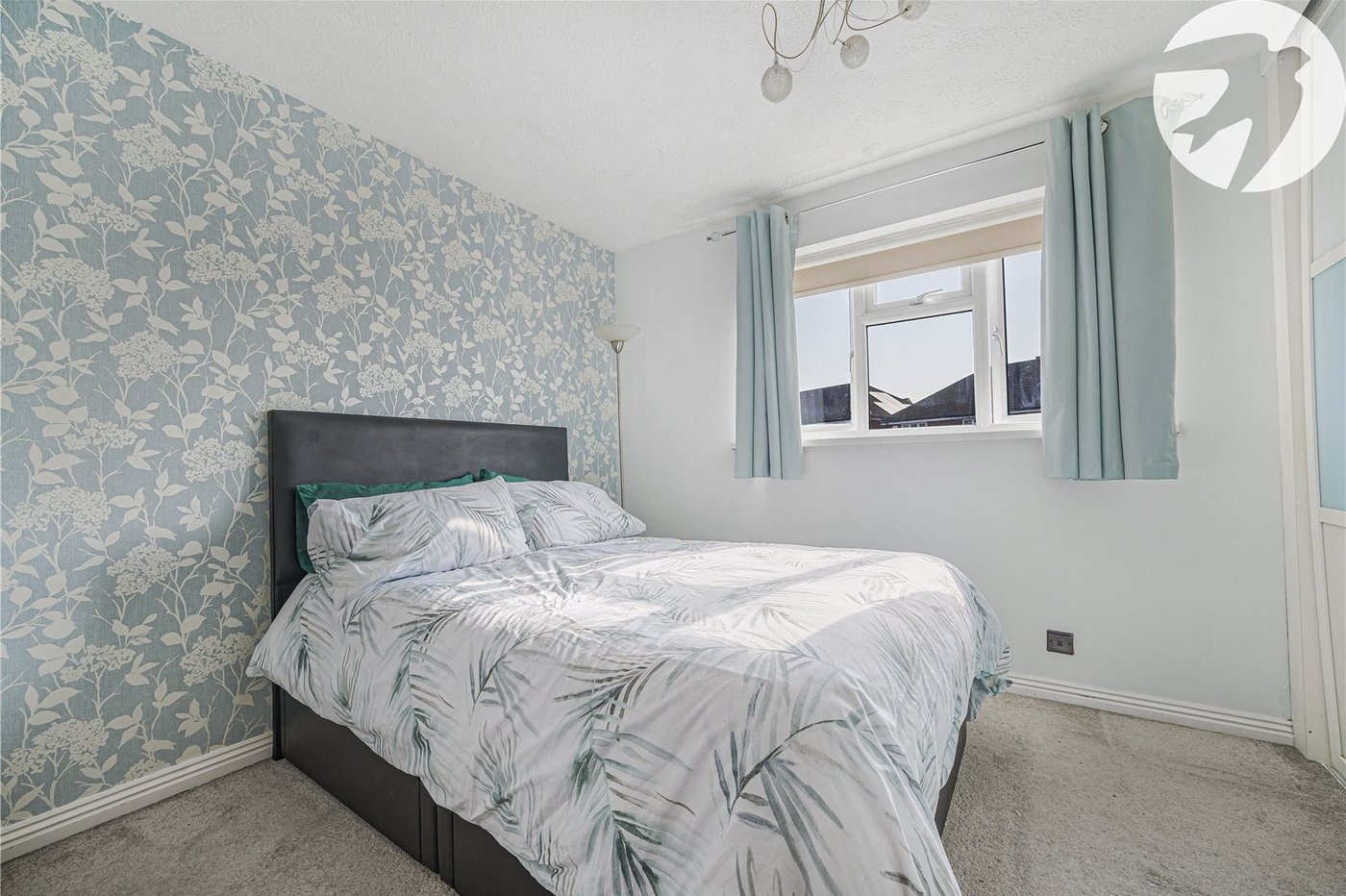 2 bedroom house for sale in Dartford | Robinson Jackson