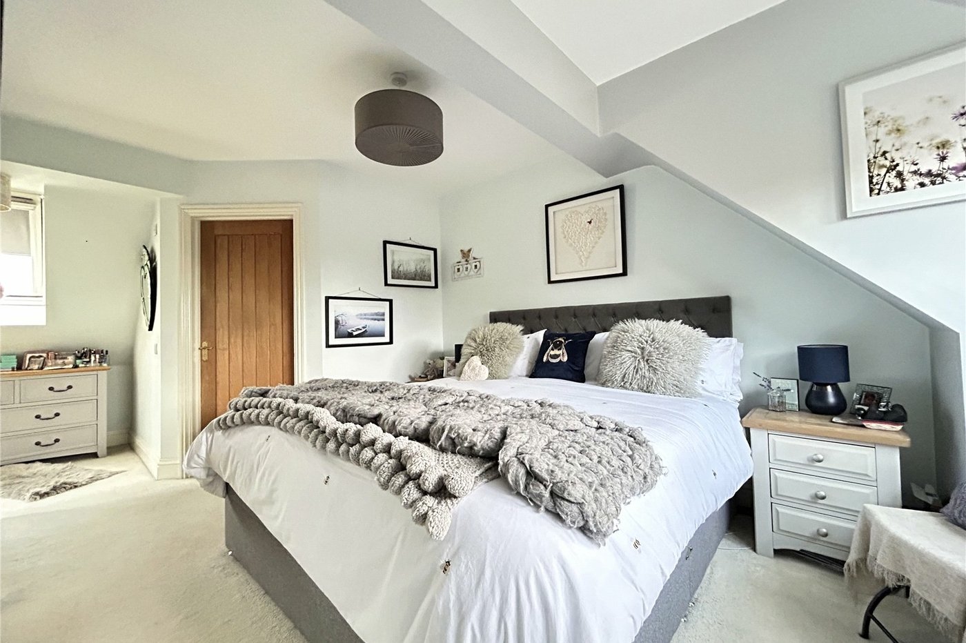 3 bedroom house for sale in Rainham | Robinson Michael & Jackson