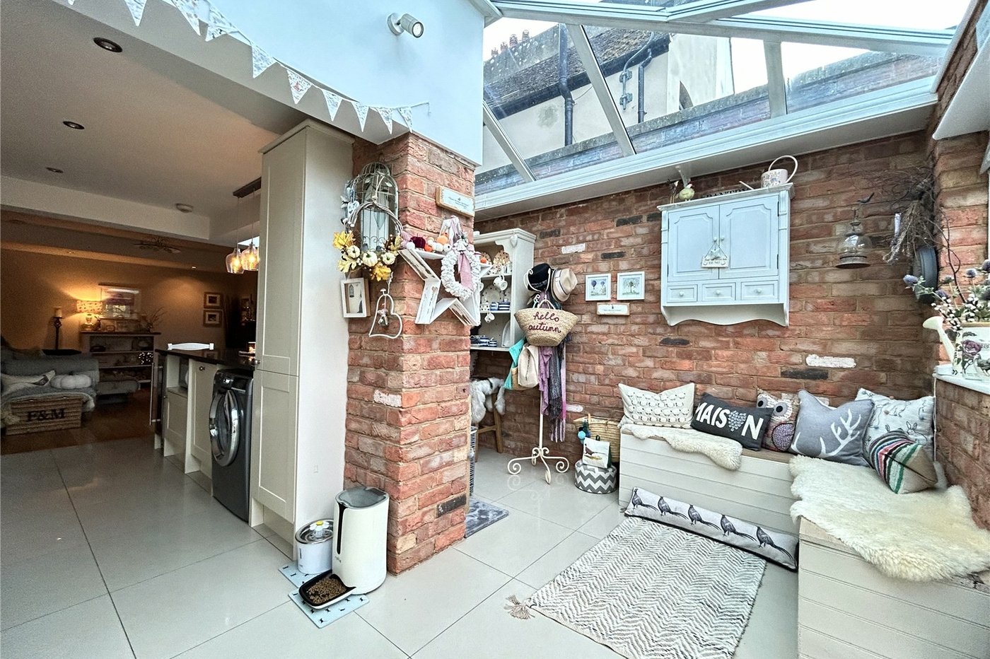 3 bedroom house for sale in Rainham | Robinson Michael & Jackson