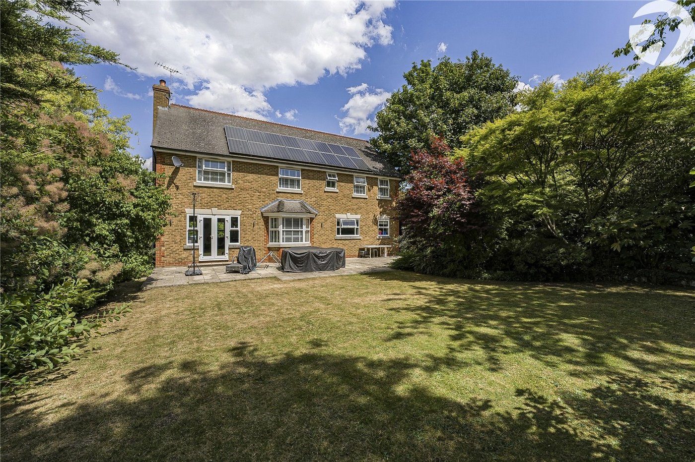 5 bedroom house for sale in Horton Kirby | Robinson Jackson