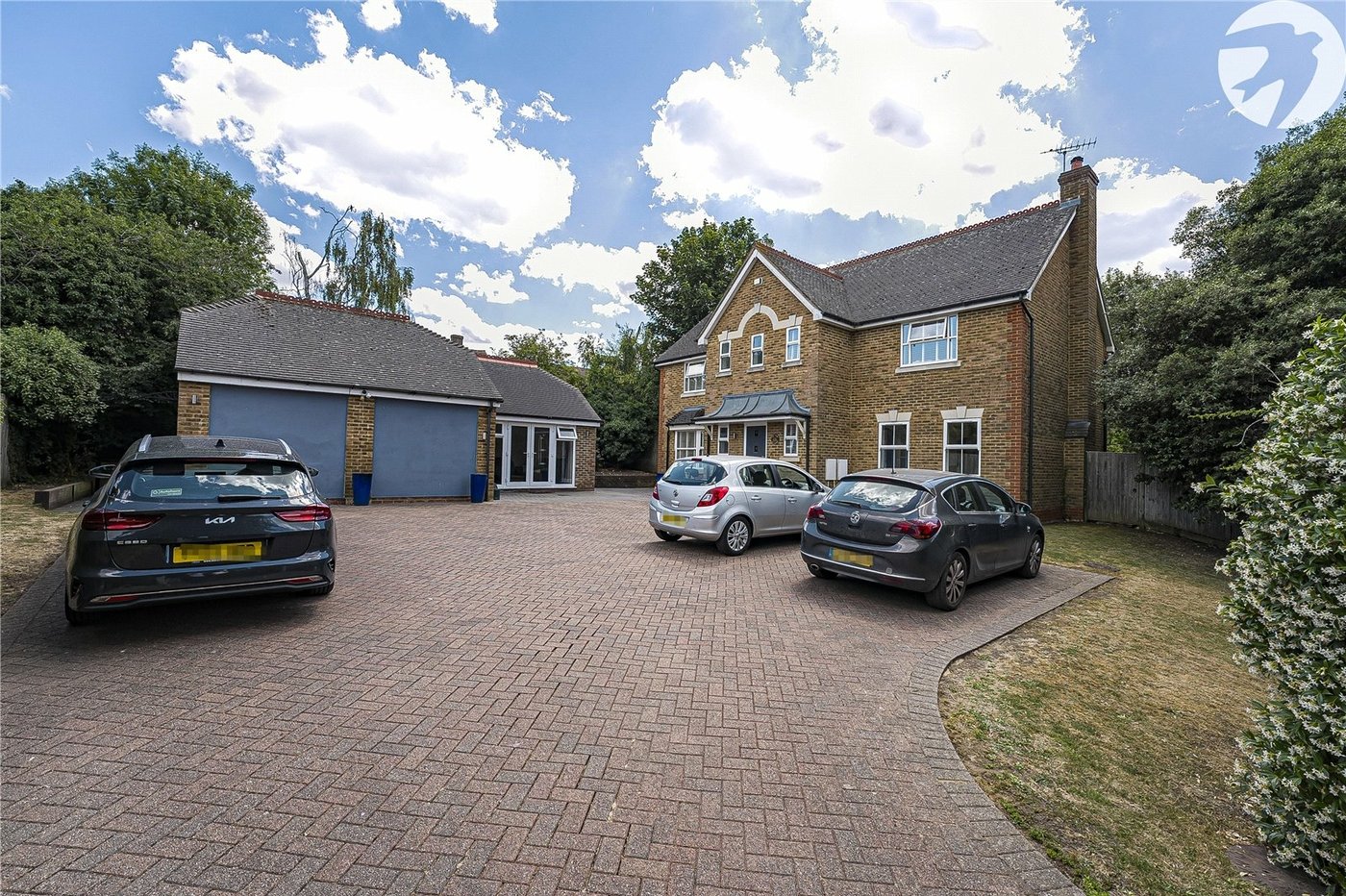 5 bedroom house for sale in Horton Kirby | Robinson Jackson