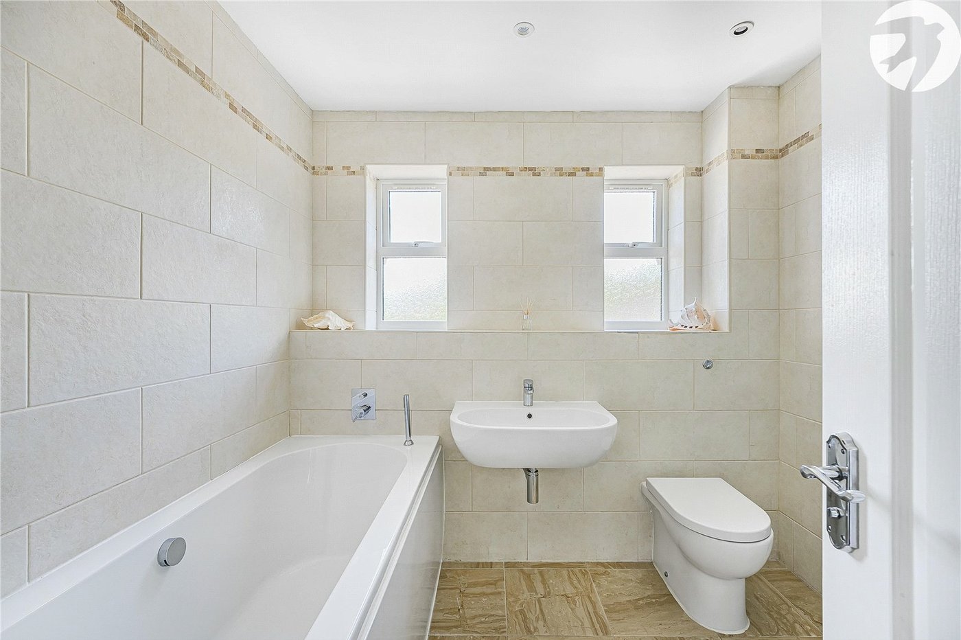 5 bedroom house for sale in Horton Kirby | Robinson Jackson