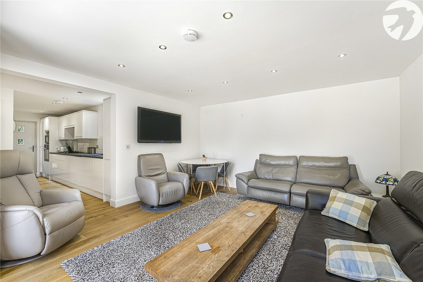 5 bedroom house for sale in Horton Kirby | Robinson Jackson