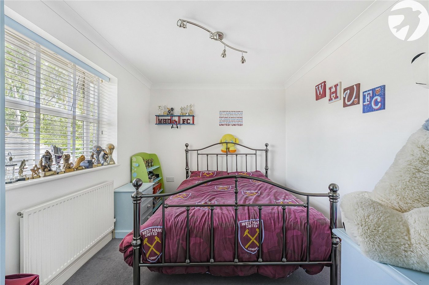 5 bedroom house for sale in Horton Kirby | Robinson Jackson