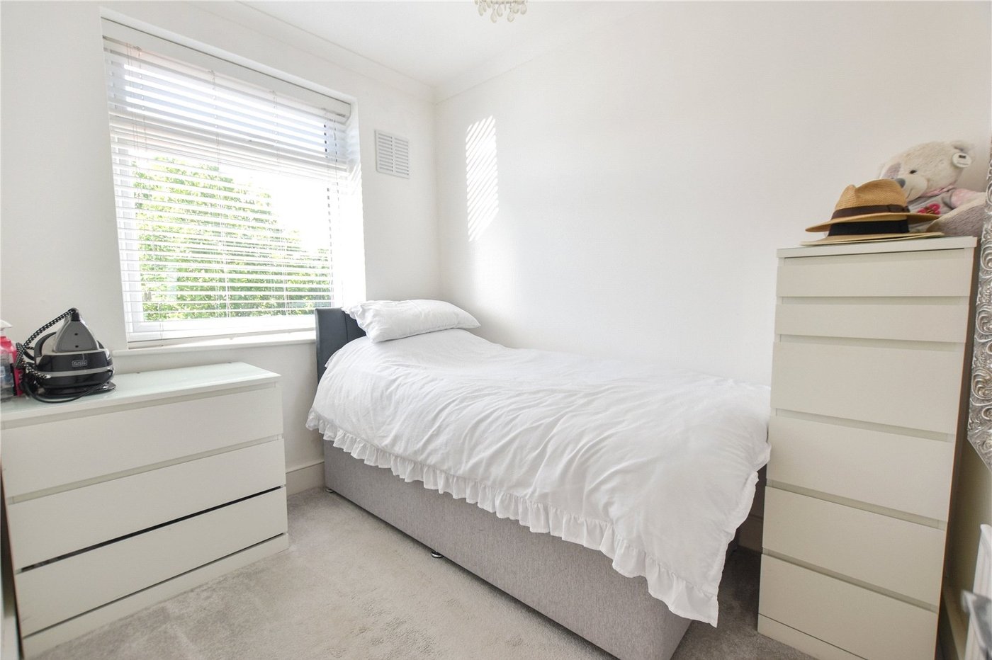 2 bedroom house for sale in Bexley | Robinson Jackson