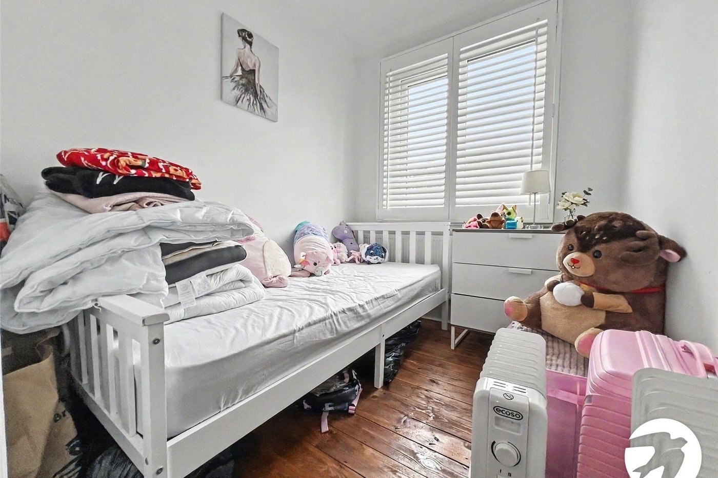 3 bedroom house for sale in Rochester | Robinson Michael & Jackson