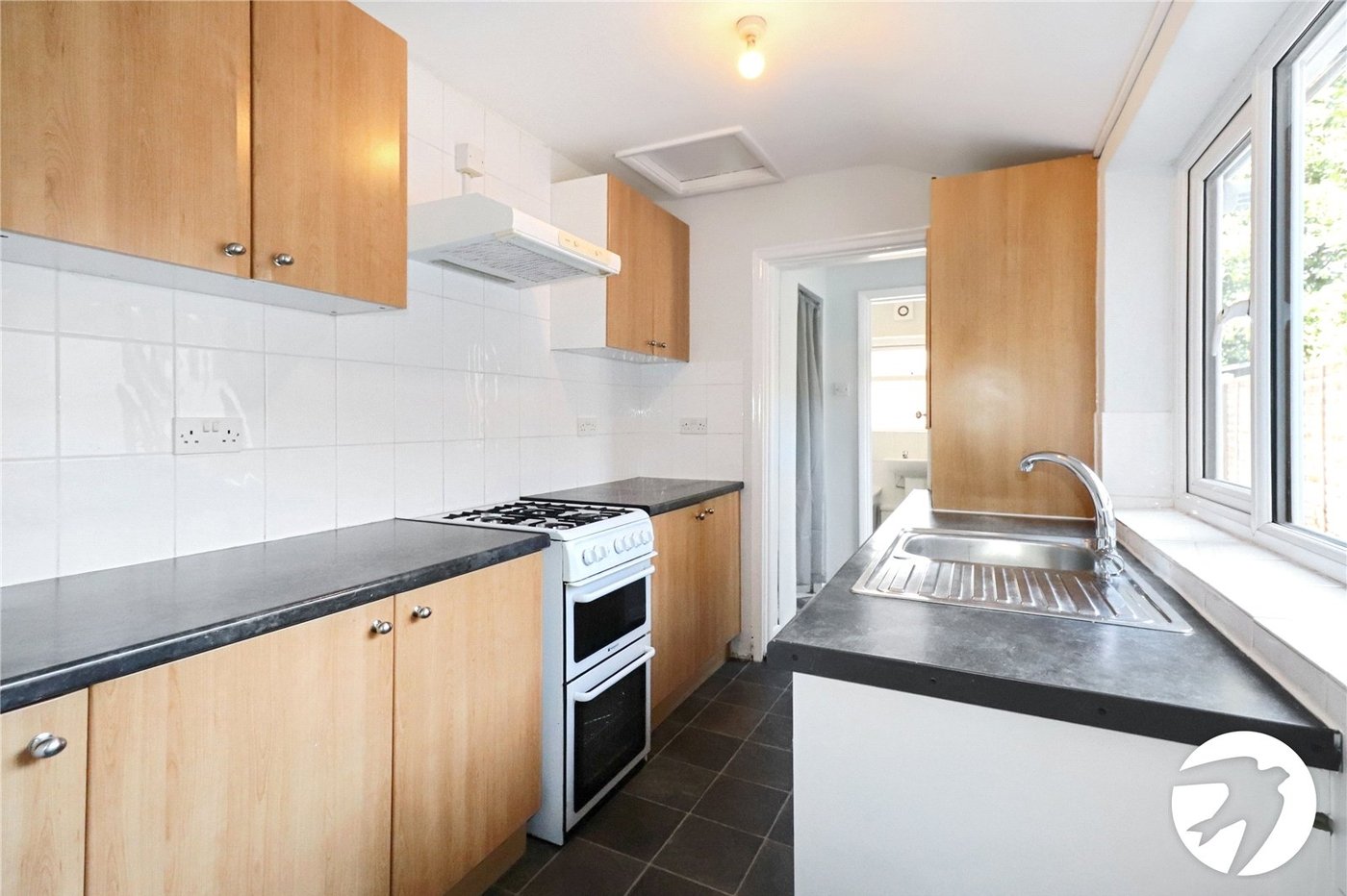 2 bedroom house for sale in London | Robinson Jackson