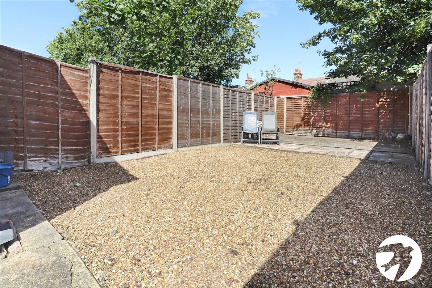 2 bedroom house for sale in London | Robinson Jackson
