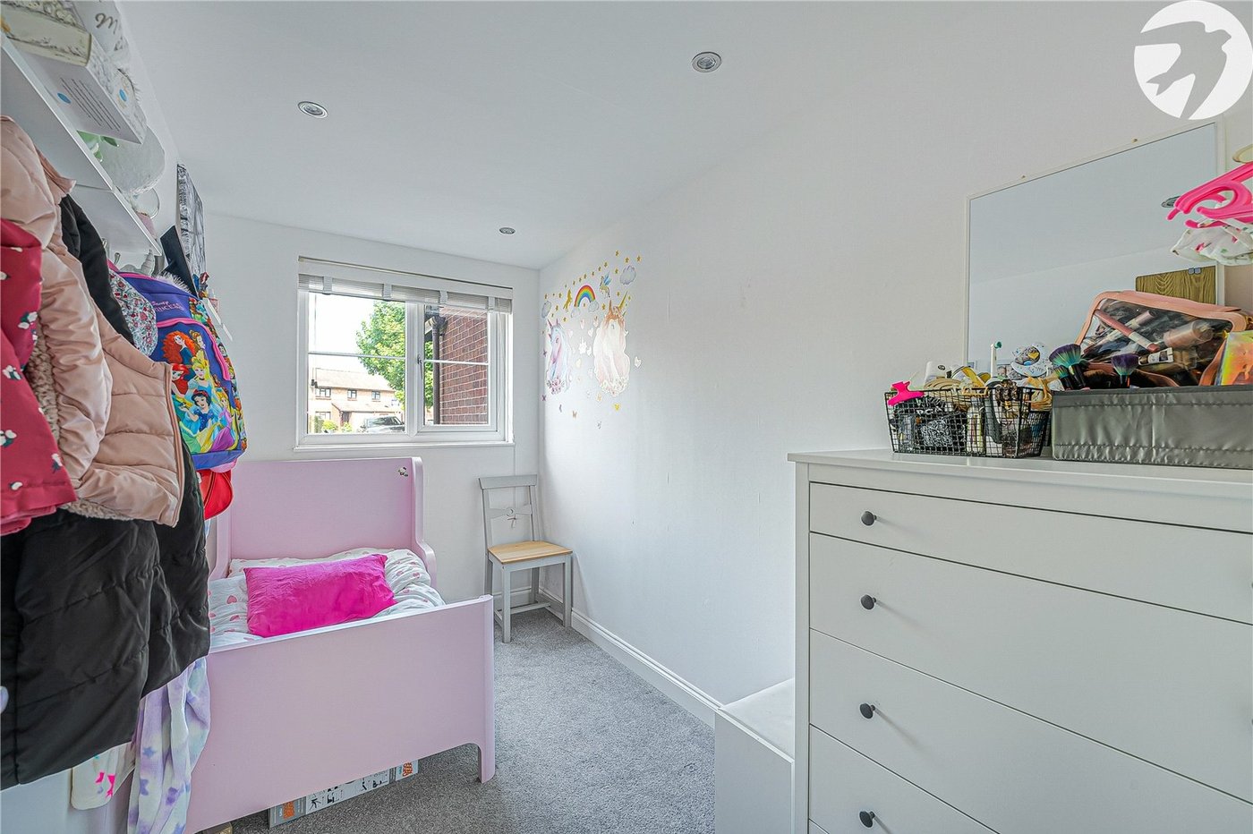 2 bedroom property for sale in Dartford | Robinson Jackson