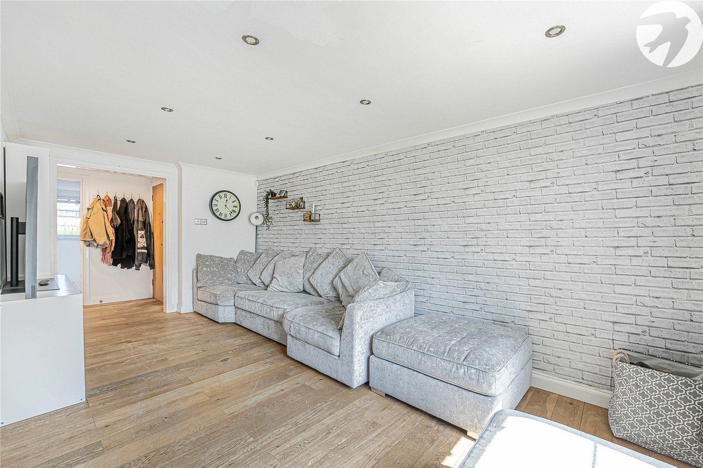 2 bedroom property for sale in Dartford | Robinson Jackson