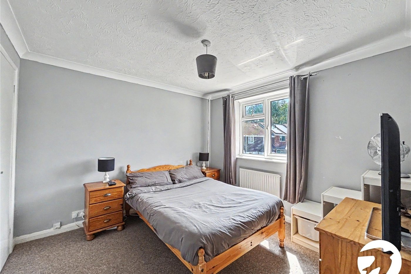 1 bedroom house for sale in Barrington Close | Robinson Michael & Jackson