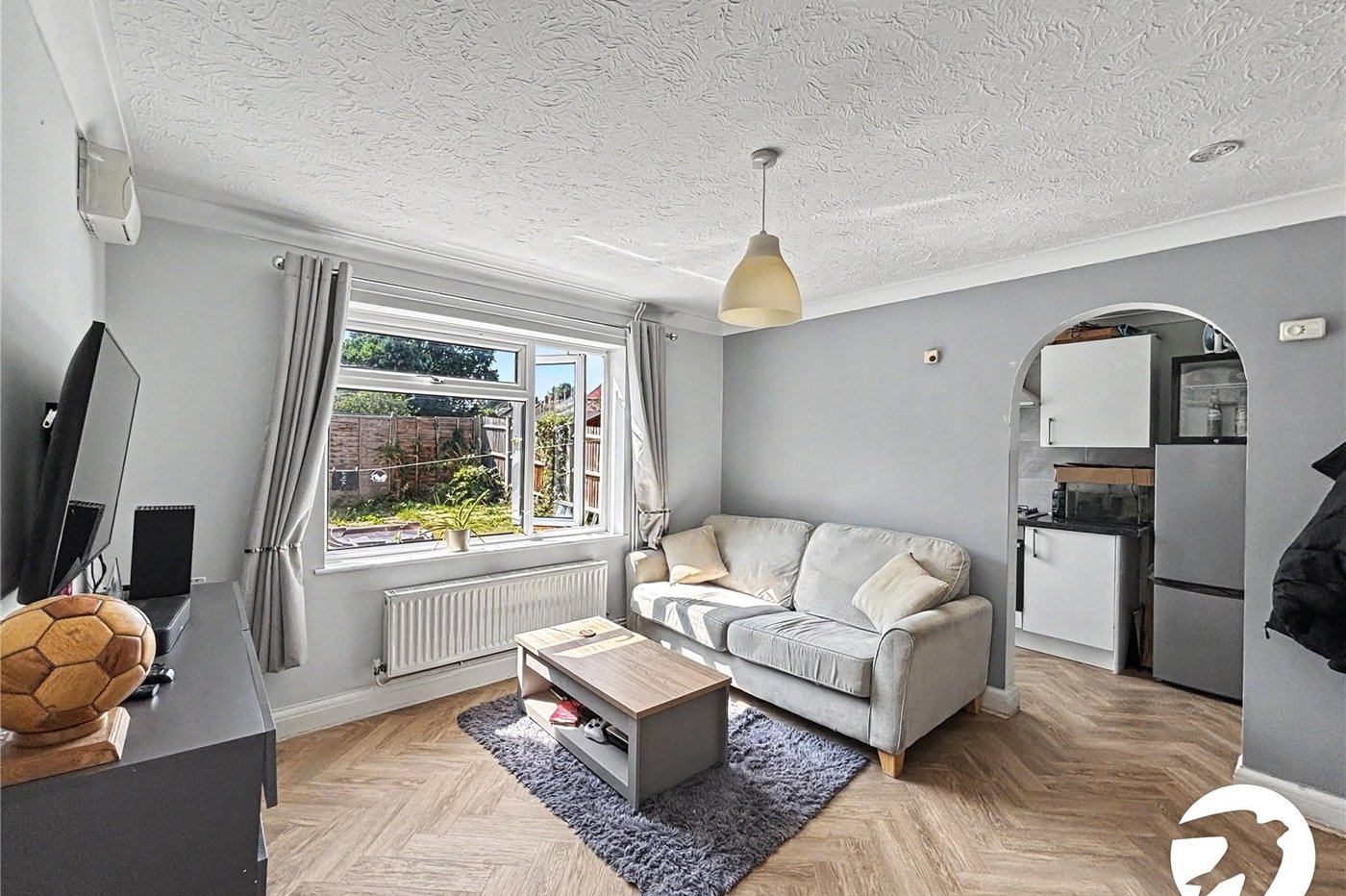 1 bedroom house for sale in Barrington Close | Robinson Michael & Jackson