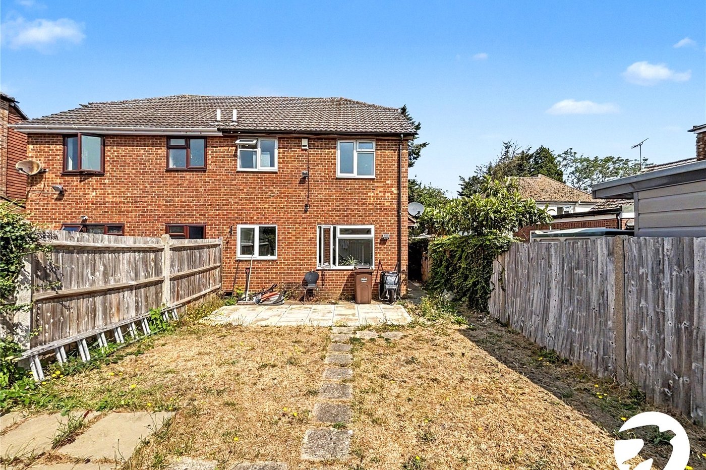 1 bedroom house for sale in Barrington Close | Robinson Michael & Jackson