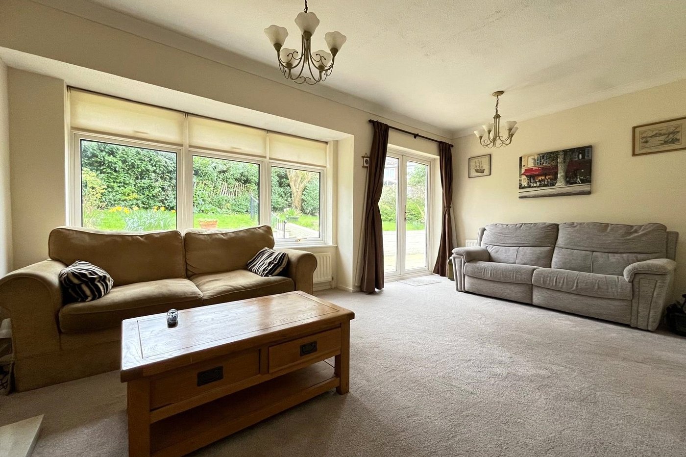 2 bedroom bungalow for sale in Walderslade Woods | Robinson Michael & Jackson