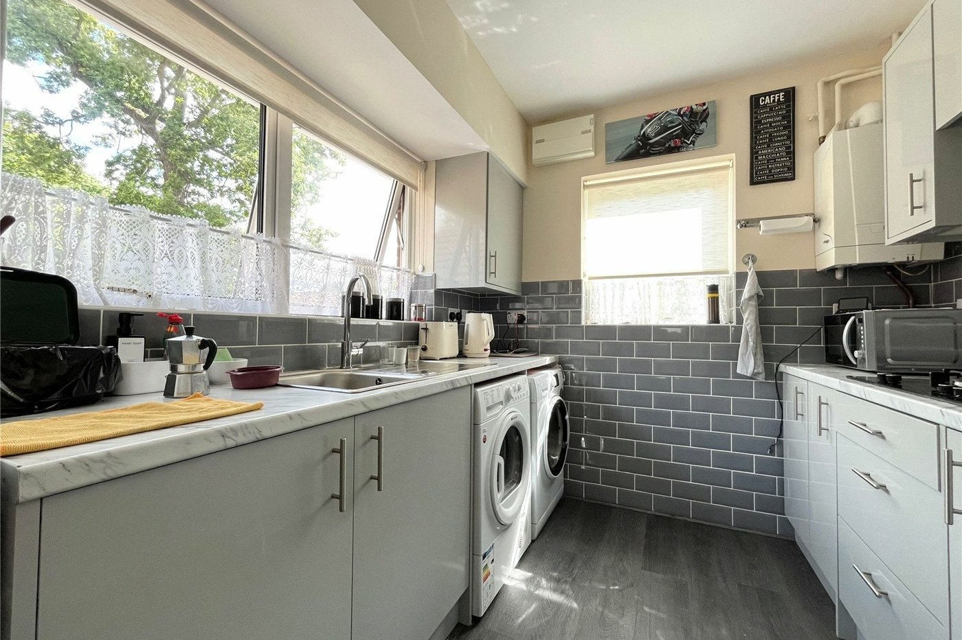 2 bedroom bungalow for sale in Walderslade Woods | Robinson Michael & Jackson