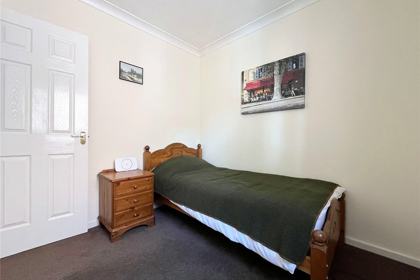 2 bedroom bungalow for sale in Walderslade Woods | Robinson Michael & Jackson