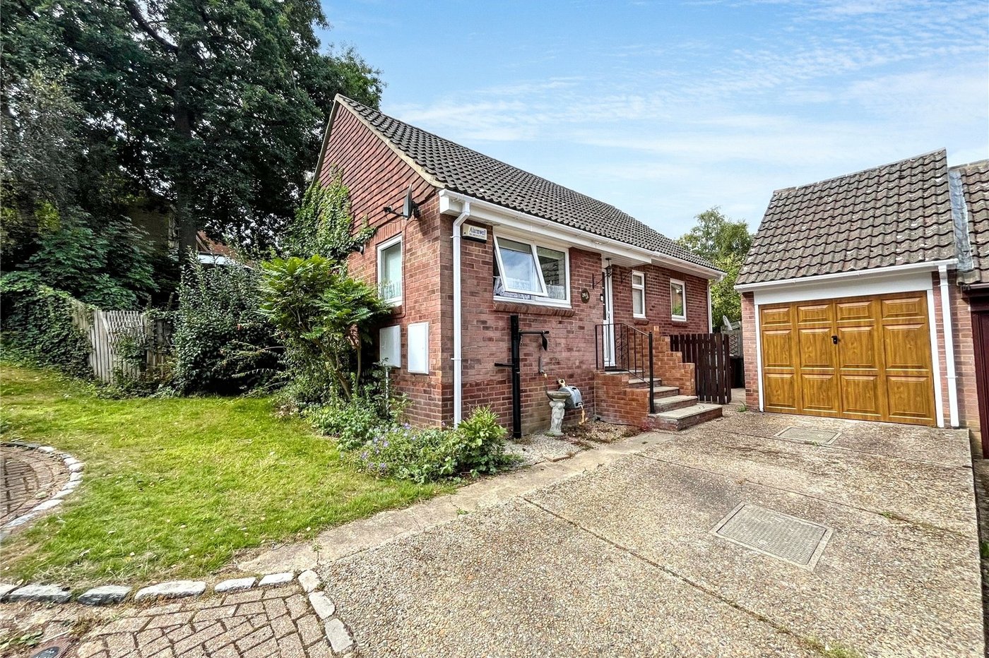 2 bedroom bungalow for sale in Walderslade Woods | Robinson Michael & Jackson