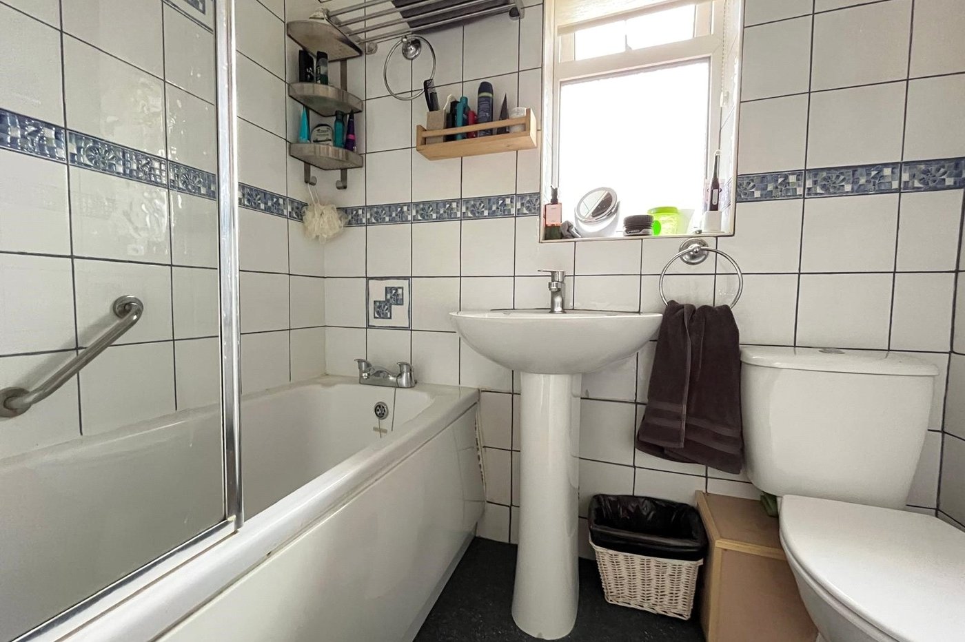 2 bedroom bungalow for sale in Walderslade Woods | Robinson Michael & Jackson