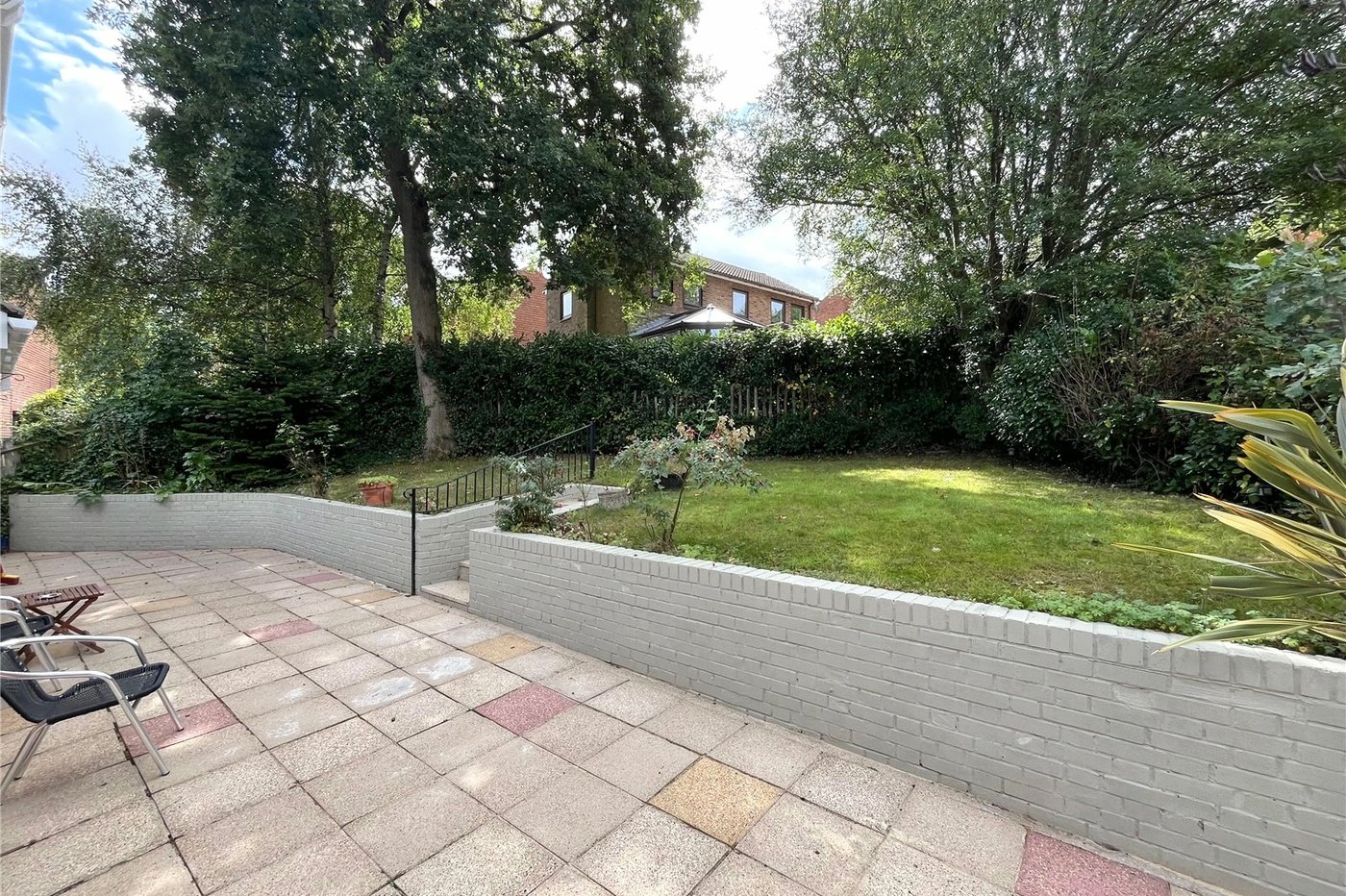 2 bedroom bungalow for sale in Walderslade Woods | Robinson Michael & Jackson