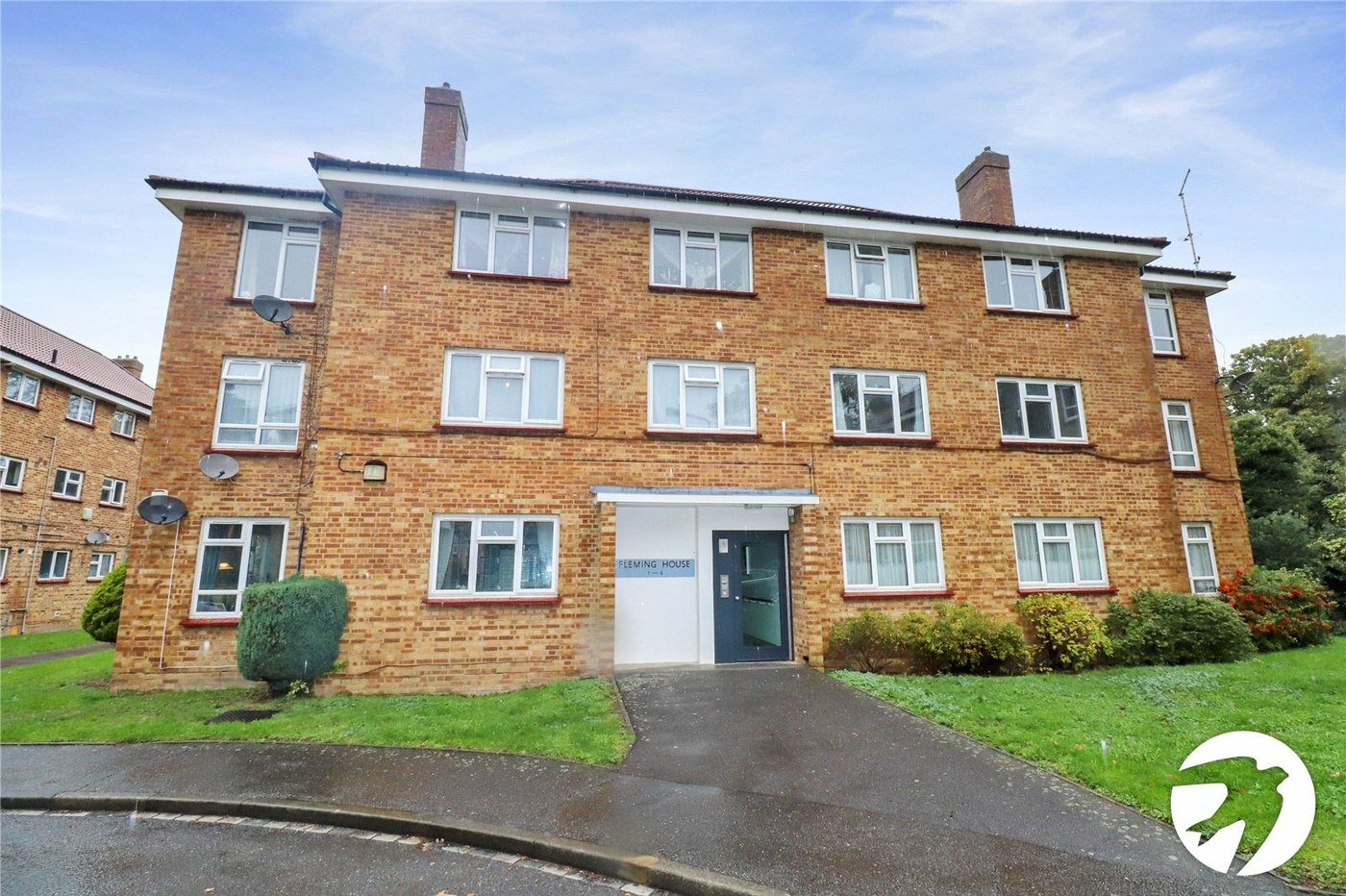 2 bedroom property for sale in London | Robinson Jackson