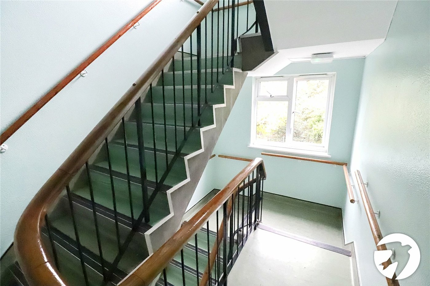 2 bedroom property for sale in London | Robinson Jackson