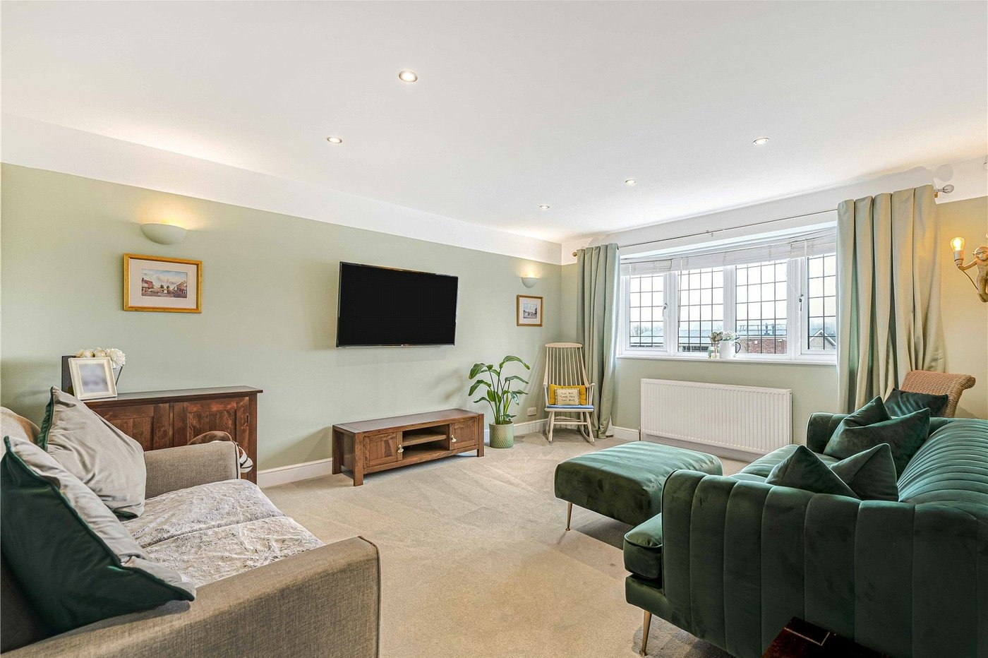 4 bedroom bungalow for sale in Bexley | Robinson Jackson