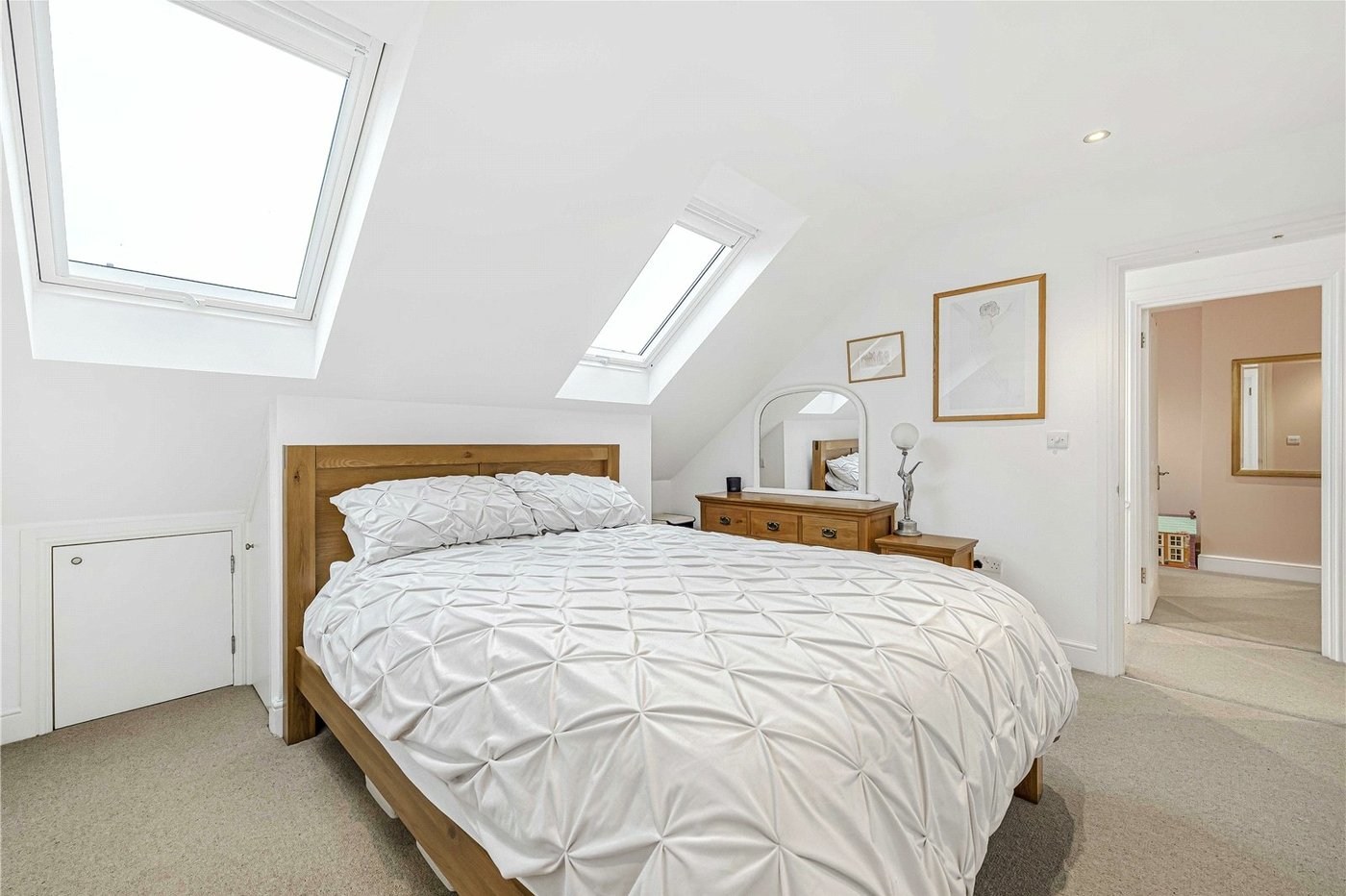 4 bedroom bungalow for sale in Bexley | Robinson Jackson