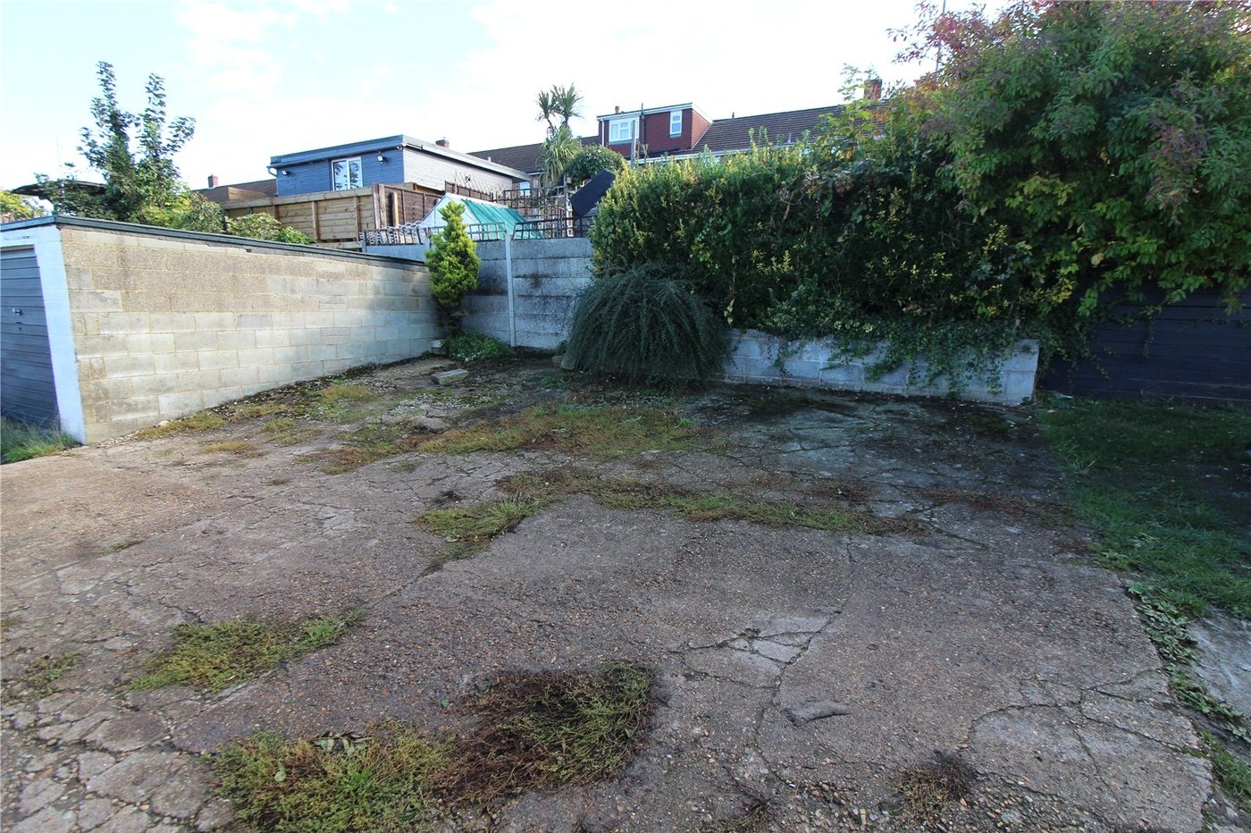 2 bedroom bungalow for sale in Chatham | Robinson Michael & Jackson