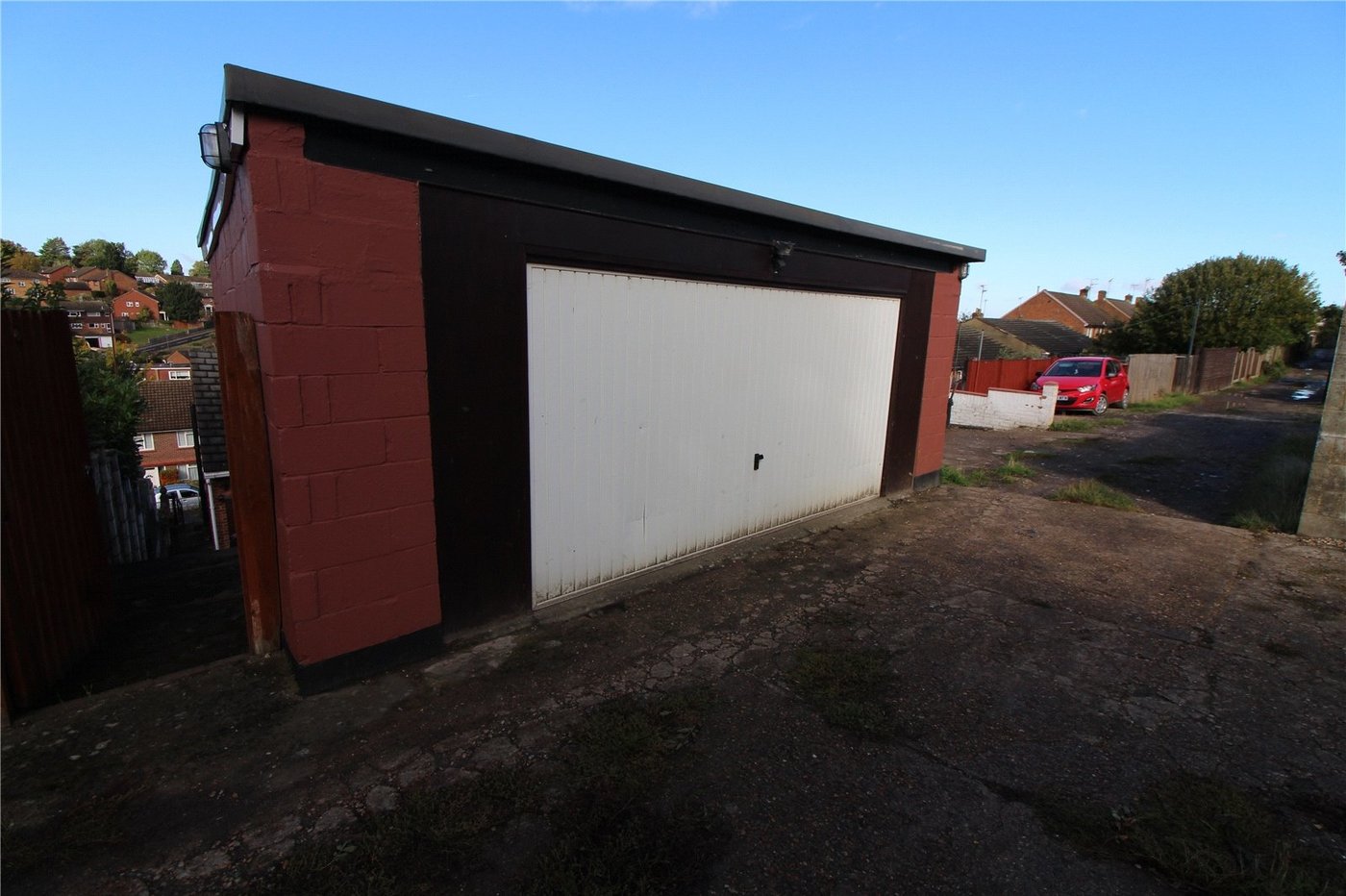 2 bedroom bungalow for sale in Chatham | Robinson Michael & Jackson