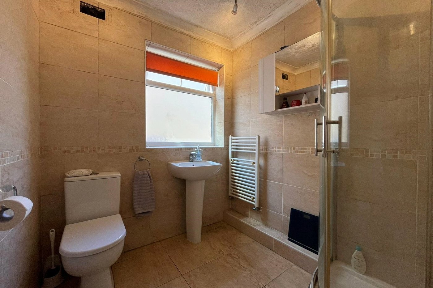 2 bedroom bungalow for sale in Chatham | Robinson Michael & Jackson