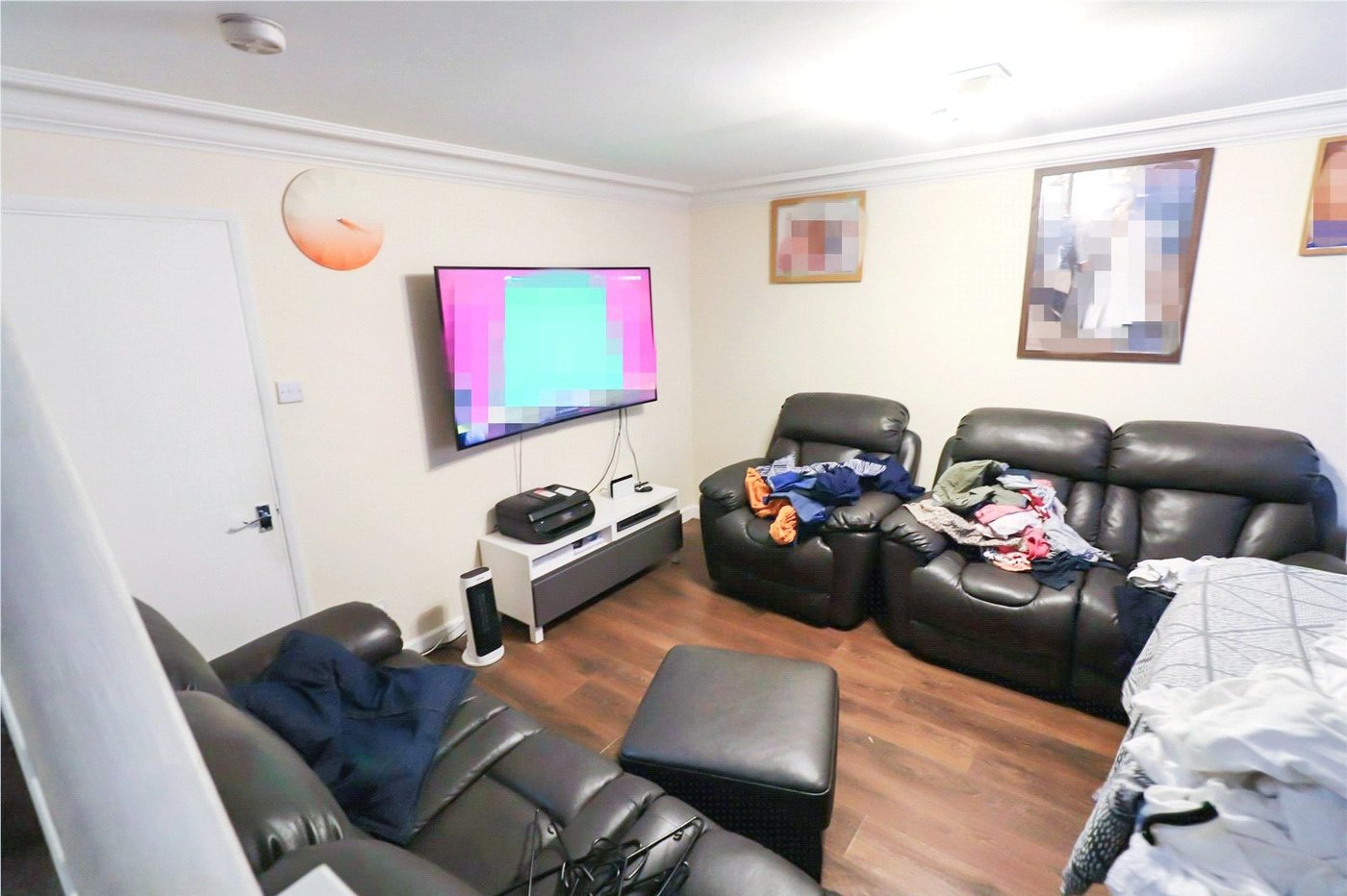 3 bedroom house for sale in London | Robinson Jackson