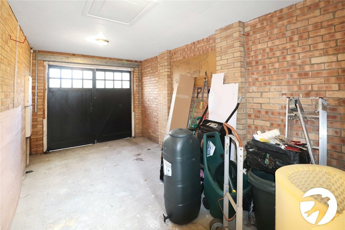 3 bedroom house for sale in London | Robinson Jackson