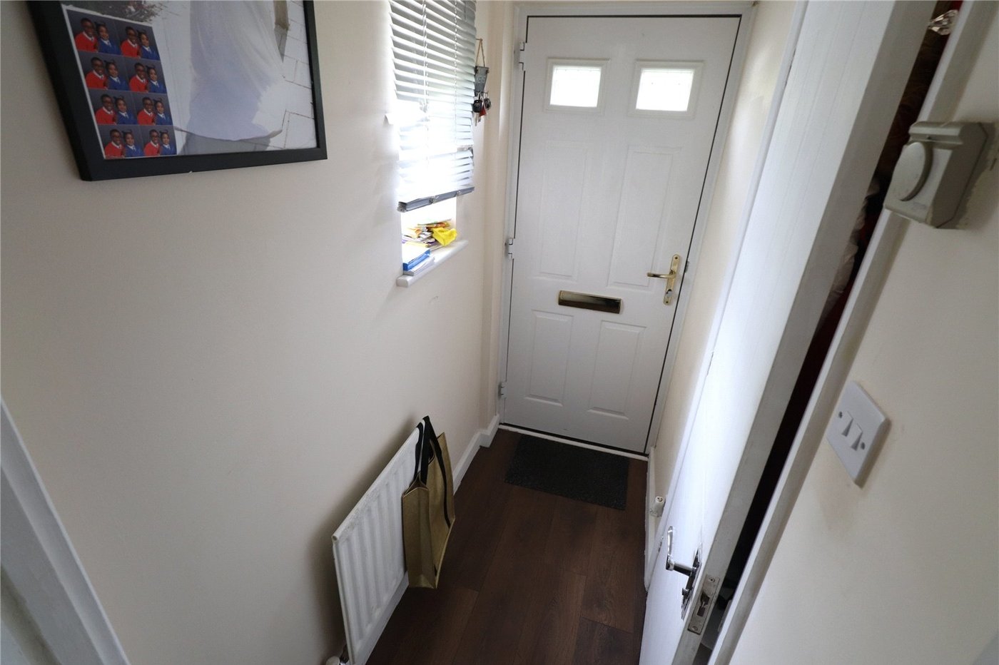 3 bedroom house for sale in London | Robinson Jackson