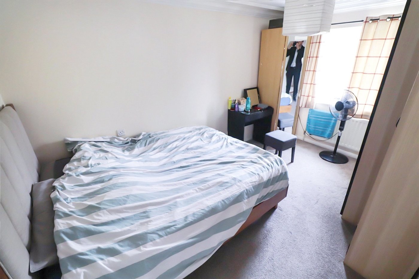 3 bedroom house for sale in London | Robinson Jackson